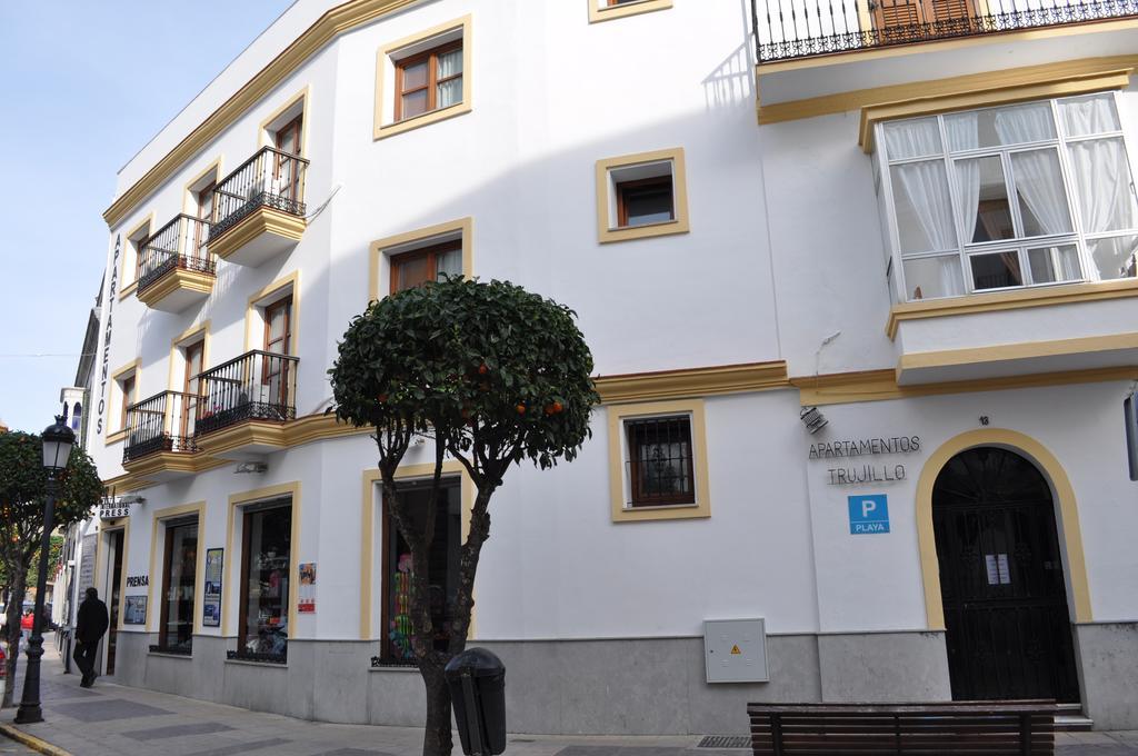 Apartamentos Trujillo Tarifa Luaran gambar